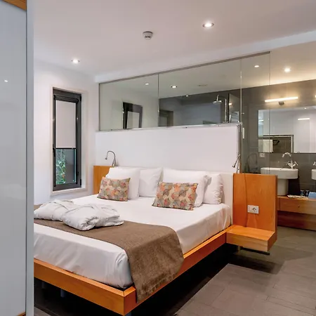 Szálloda Nm By Escampa 4*