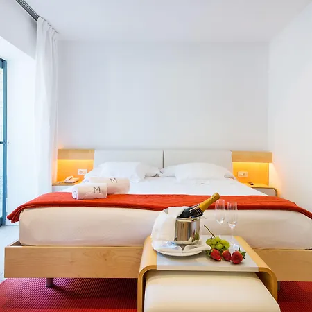 Nm By Escampa فندق بلاتجا ذارو