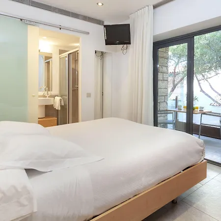 Nm By Escampa Szálloda