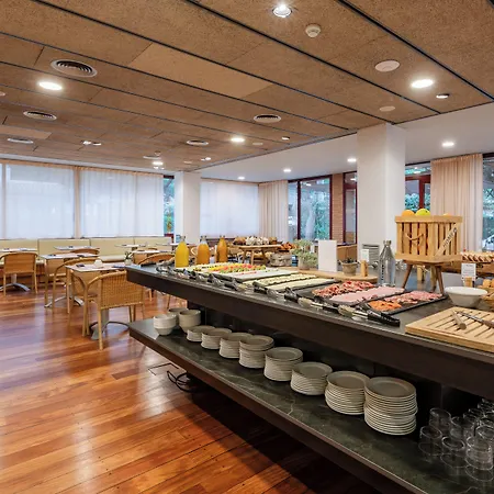 Nm By Escampa Szálloda 4*