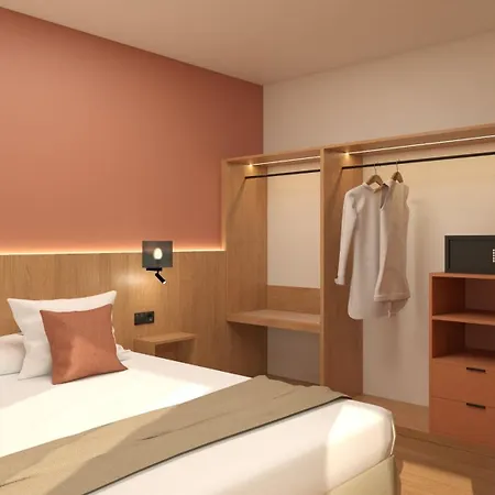 Nm By Escampa Hotell