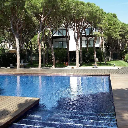 Nm By Escampa Hotel 4*
