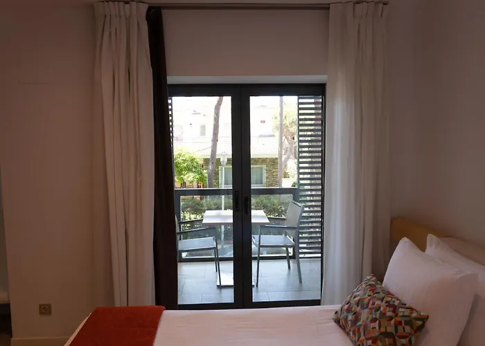 Hotell Nm By Escampa