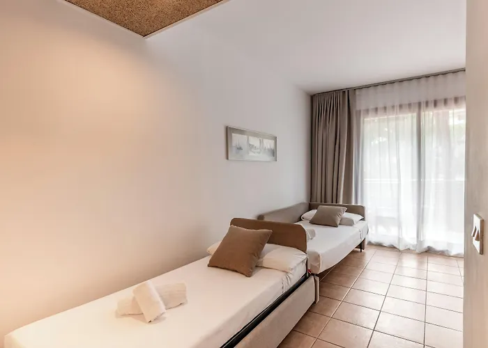 Otel Nm By Escampa 4*