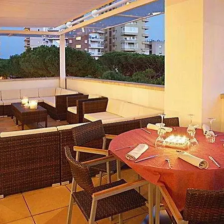 Nm By Escampa Hotel